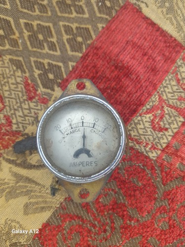 Vintage car ammeter - 2",