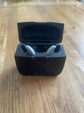 Silver Widex Moment Sheer 110 Ric R D Hearing Aids with Charger Case