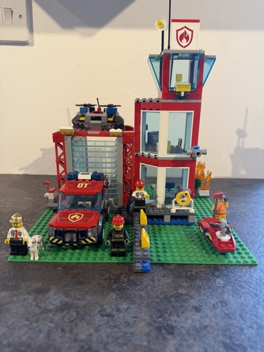 Lego city fire station 60215 - lego,