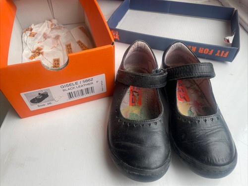 Black petasil gisele - black,