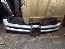 VW GOLF MK5 USED GRILLE WITH
