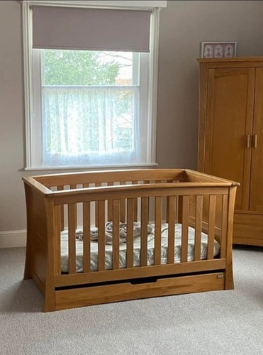 Solid oak mamas and papas - oak,