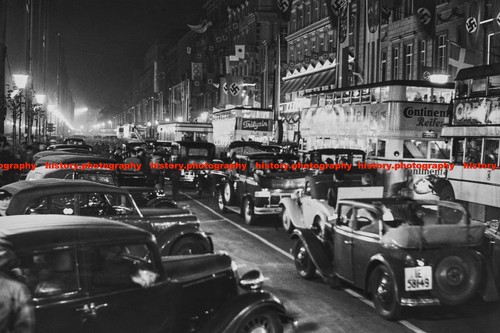 F015956 street full cars - full,