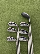 LADIES SERENE COMBO IRONS 6HY 7-SW. RIGHT HANDED. ULTRA LITE GRAPHITE SHAFTS
