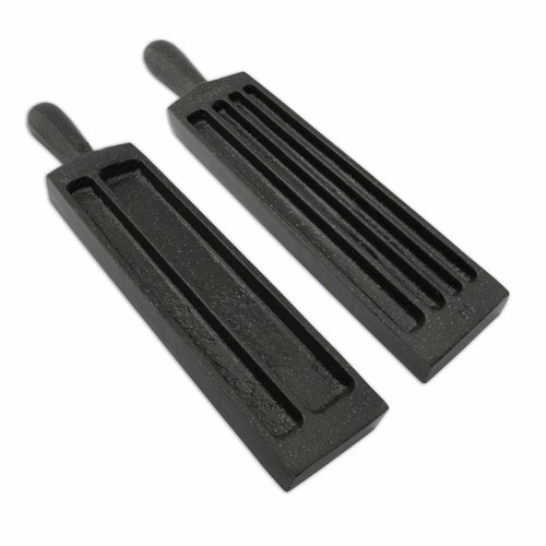 Cast iron ingot wire - iron, mould