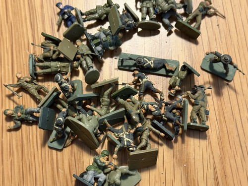 Painted scale military - 1:76,
