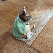  Royal Albert Figurine Beatrix