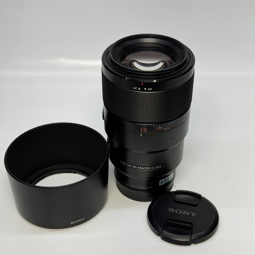 Sony 90mm macro g - 90mm, f2.8
