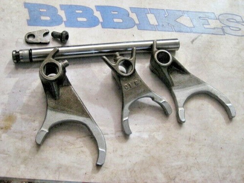 Triumph sprint 955i gear - sprint, st