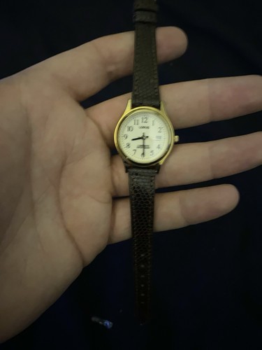 Ladies watch full working - ladies,