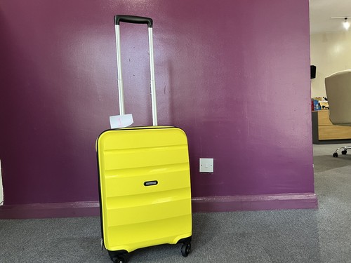 Genuine american tourister bon - american,