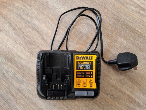 Dewalt dcb1104 ion battery - dewalt, li-ion