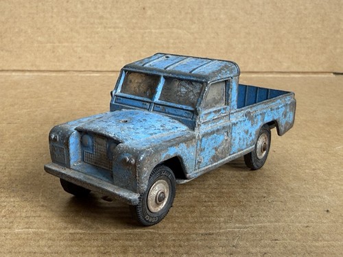 Corgi toys land rover 109 - toys,