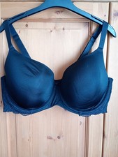 Padded t-shirt bra black 36f