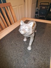 Fox Wolf Fox Resin Sculpture Figure Ornament Pale Gold Grey