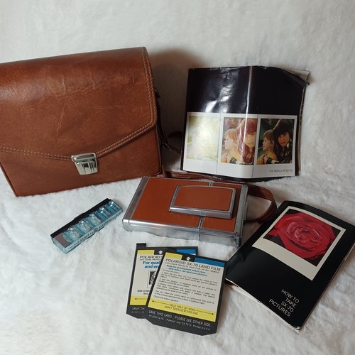 Vintage polaroid folding - polaroid, sx-70