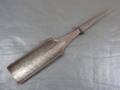 Vintage out cannel gouge - , tang