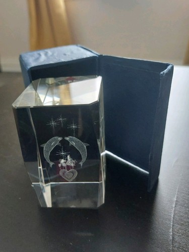 Laser etched crystal - 3d,