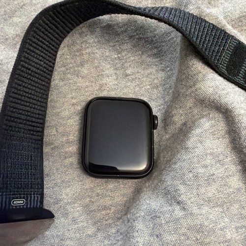 Apple watch 2024 gps - watch,