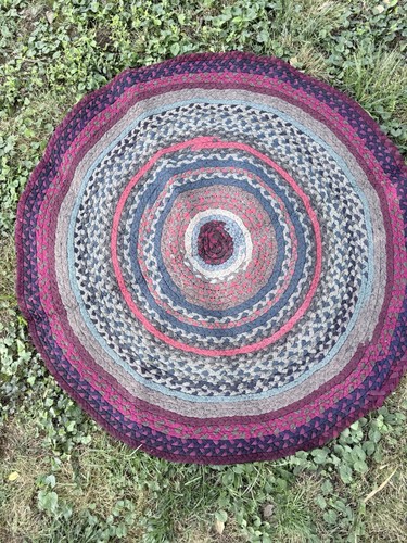 Vintage braided round rag rug - braided,