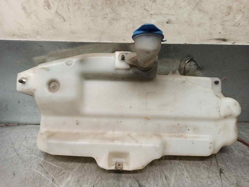 3840086g0 windscreen washer - windscreen,