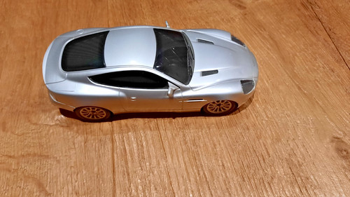 Silver aston martin - martin, vanquish