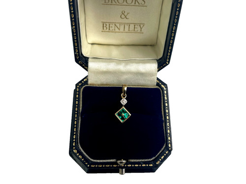 Synthetic emerald and diamond - synthetic,