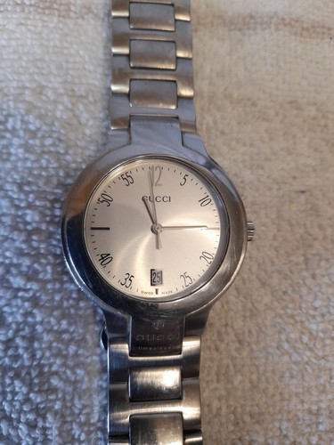 Gucci 8900m gents mid - 8900m, size