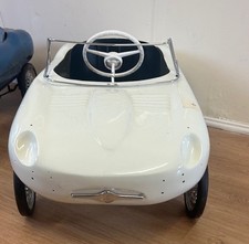 Triang vintage pedal car E type Jag
