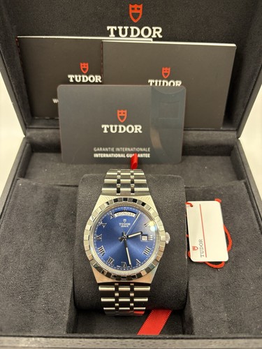 Tudor royal men - royal, automatic