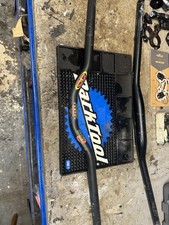 EASTON EA70 Hi-Rise Handlebar Riser 25.4mm Bar 685mm Mtb Off Road Bike