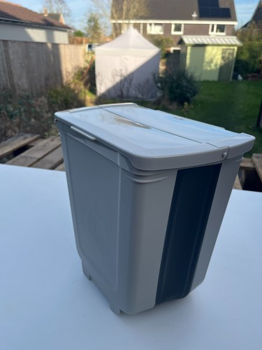 Folding compact waste rubbish - compact,