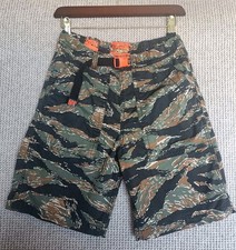 Superdry Shorts Mens W28 Green Tiger Camouflage Military Casual Belt youth 