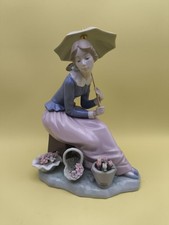 Nao Lladro VINTAGE From My Garden Figurine Lady Flowers & Umbrella No 419 1984