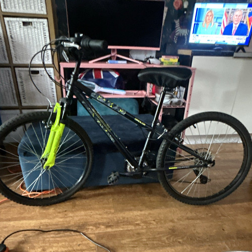 Apollo mountain bike 24in - apollo,
