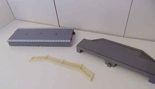 Hornby platform steps - platform,,