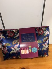 *BNWT* Oliver Thomas Travel