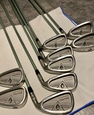 Women’s R/hand Golf Clubs /