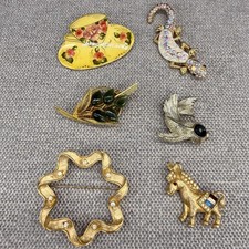 Vintage Lot 6 Brooches