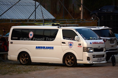 Van photo 12x8 toyota - van,