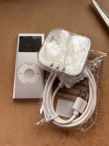Apple ipod nano 2nd - apple,