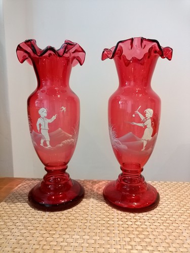 Vintage mary gregory - mary, cranberry