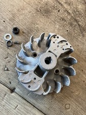 Flywheel Assembly from a Titan TTBCP33-4 Anti Vibration Strimmer (34)