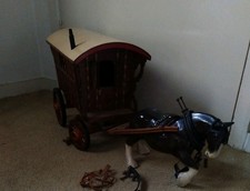 WOODEN Gypsie / Caravan With