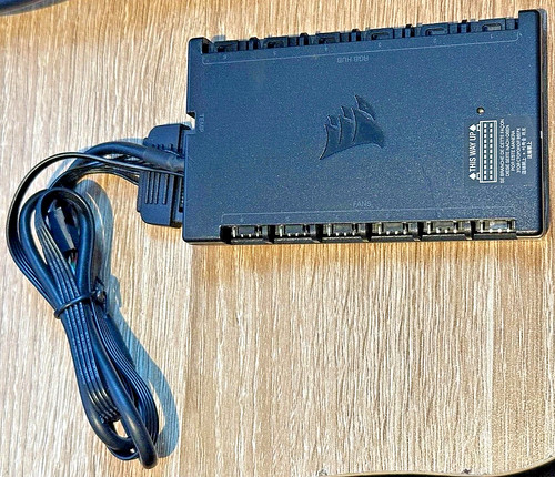 Corsair commander core rgb - corsair, pwm