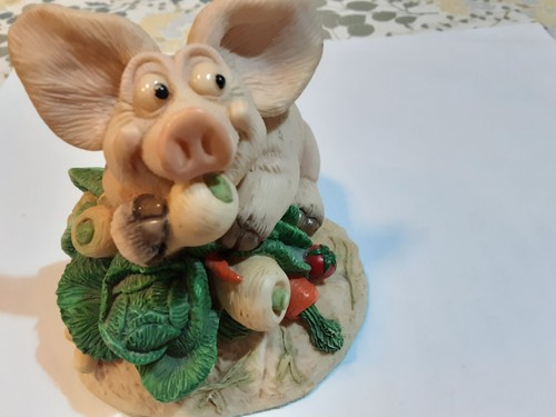 Vintage piggin figurine - vintage, piggin’
