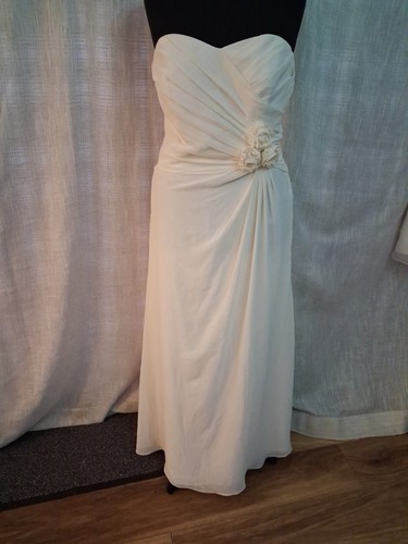 Wedding dress size - 16, ivory