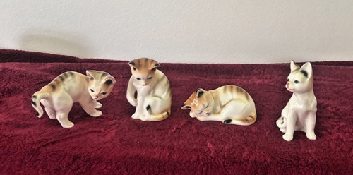 Vintage ceramic miniature - miniature, cat
