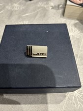 Badge That Identifies The L405