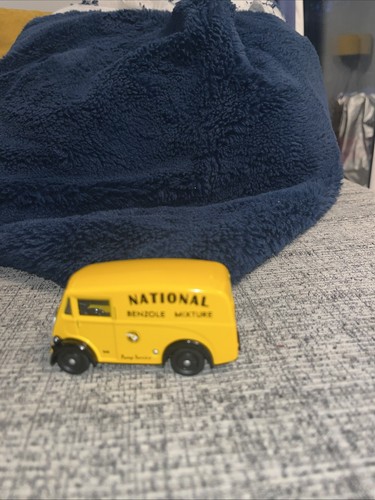 Corgi morris van - corgi, national